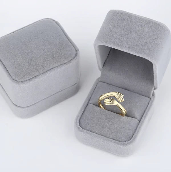 Adjustable Hug Ring - By ESTAYY