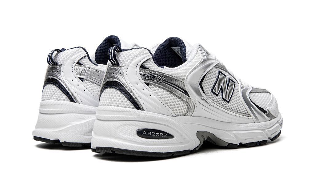 NB 530 Weiß Silber Marine