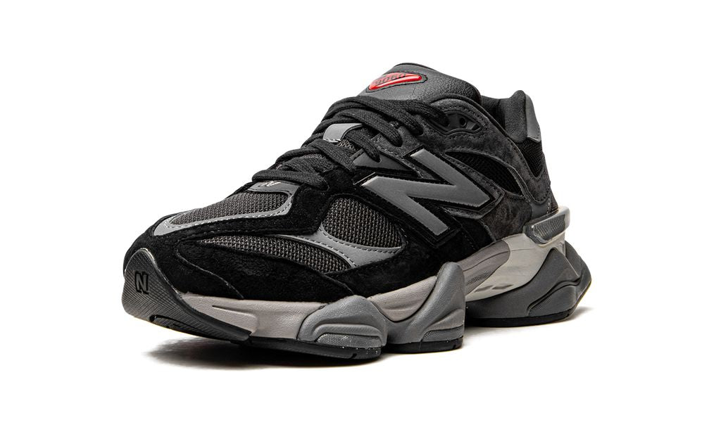 NB 9060 Black Castlerock