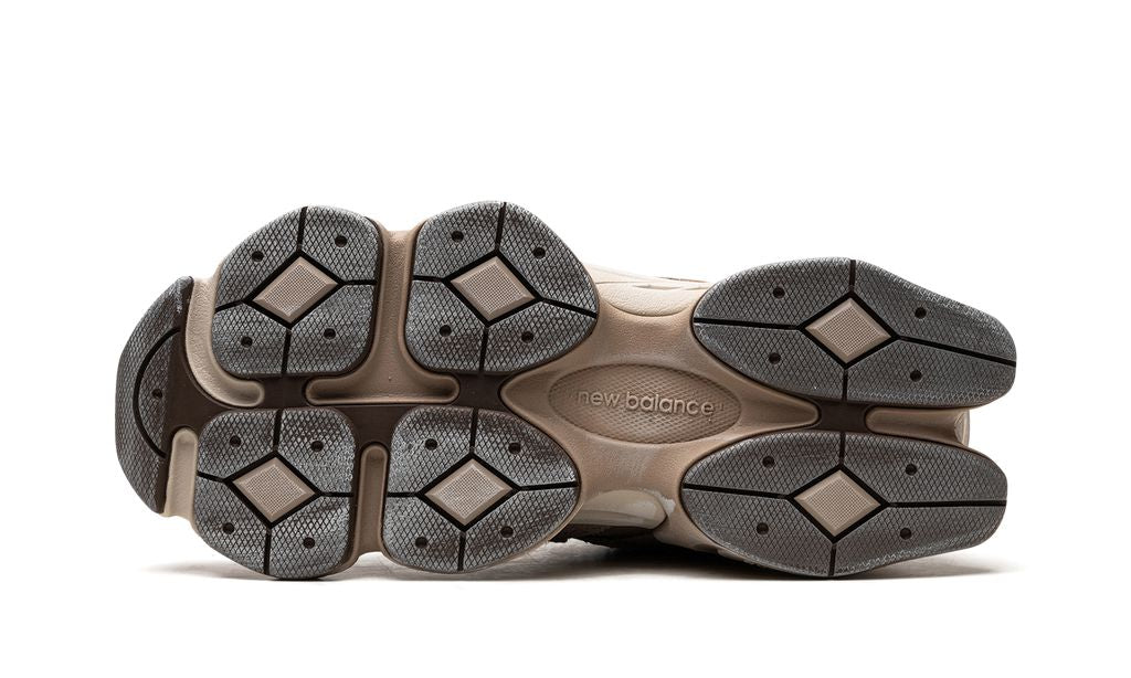 NB 9060 Pilz-Timberwolf