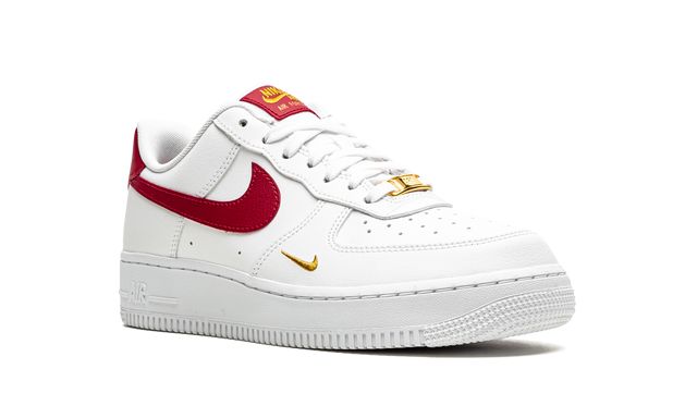 NK Air Force 1 Essential Gym Rot