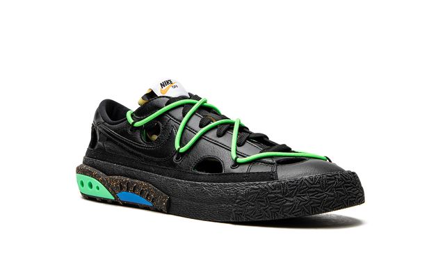 NK Blazer Low Off-White Schwarz Electro Grün