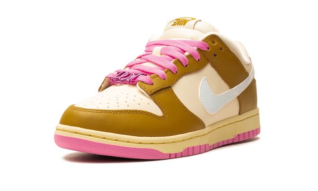 NK Dunk Bronzine Pink