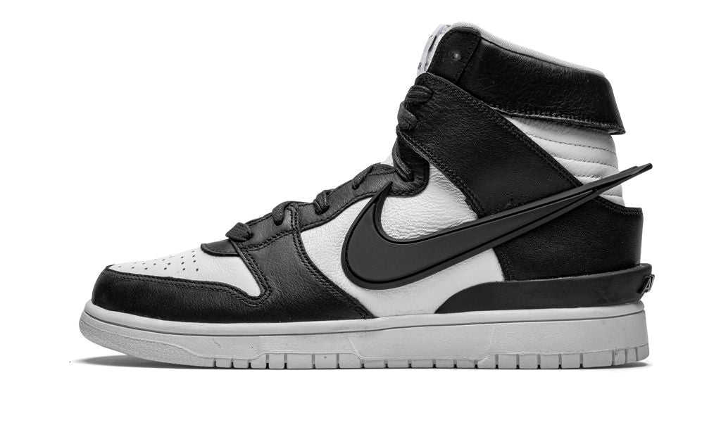 NK Dunk High Ambush Schwarz Weiß