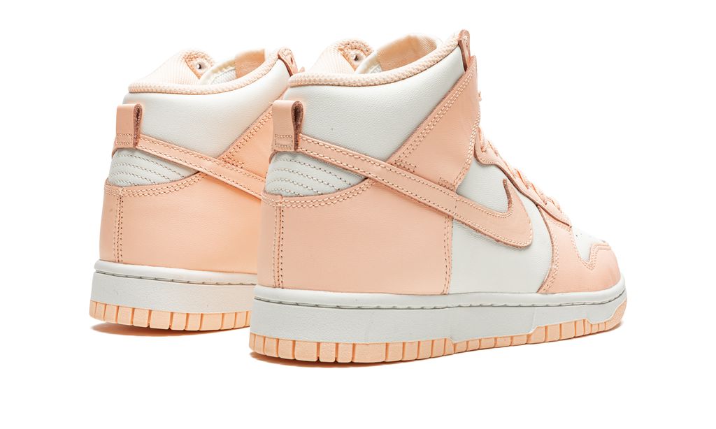 NK Dunk High Crimson Tint