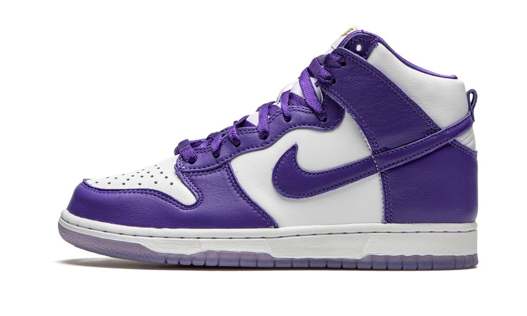 NK Dunk High Varsity Lila