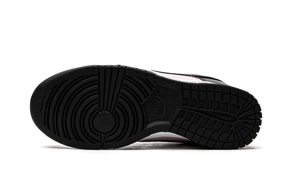 NK Dunk Low Schwarz Lack Pink