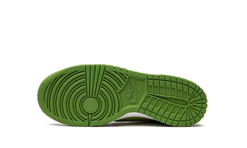 NK Dunk Low Chlorophyll