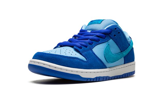 NK SB Dunk Low Blaue Himbeere