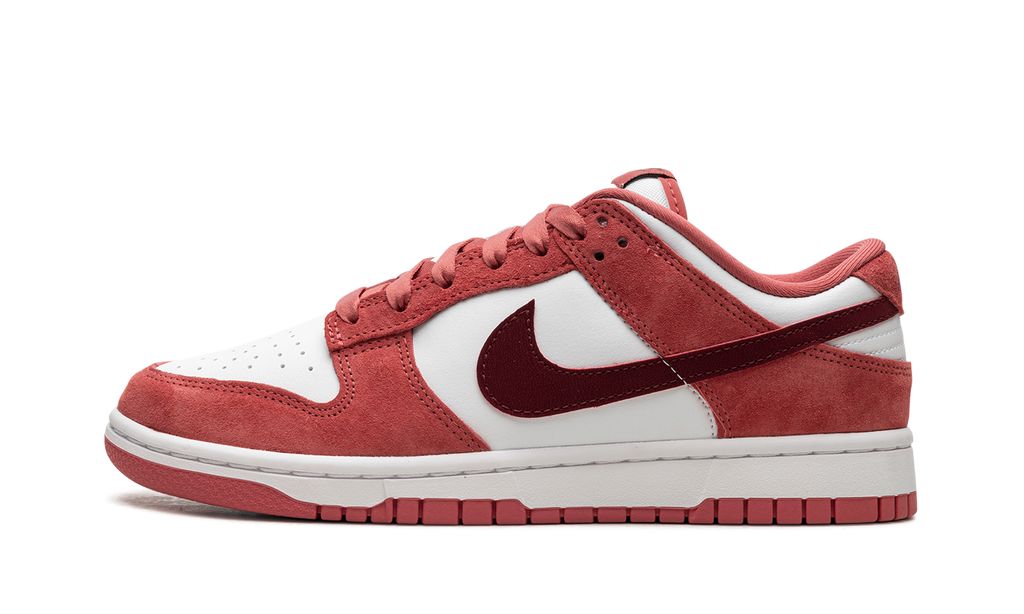NK SB Dunk Low Valentinstag (2024)