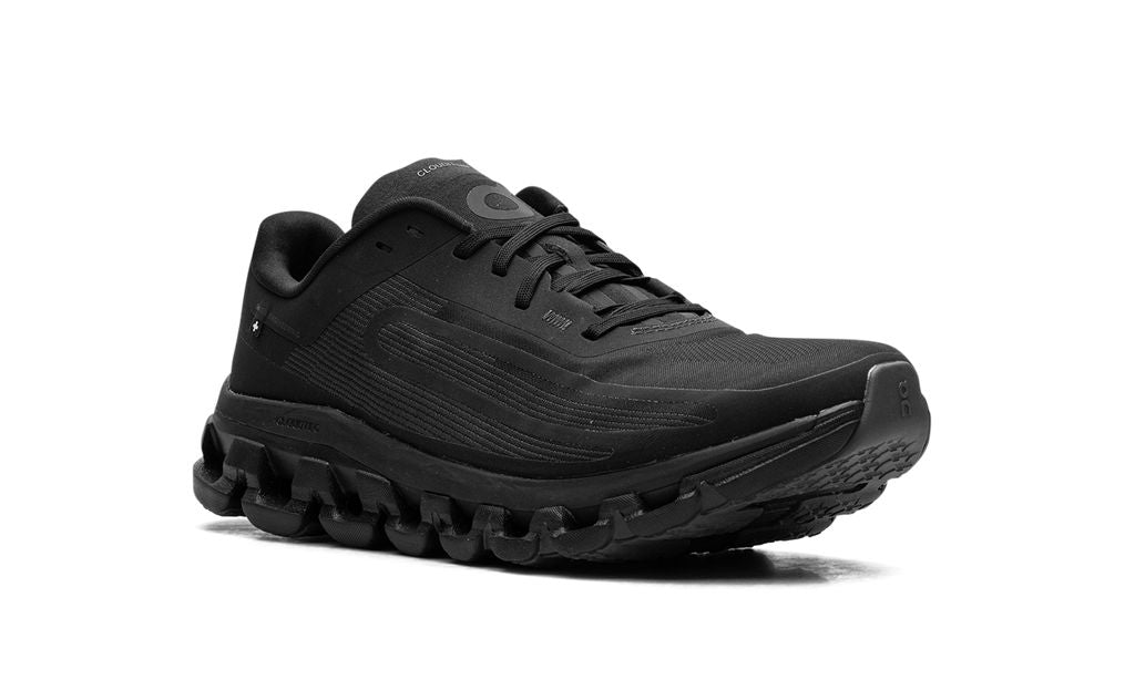 On Cloudflow 4 IKON Magnet Schwarz