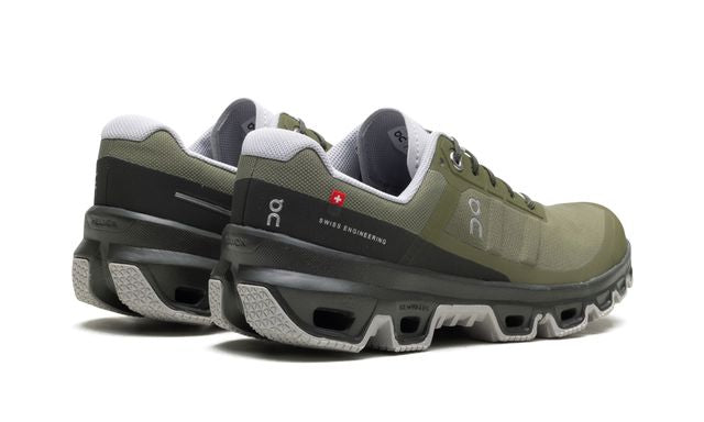 Über Cloudventure Olive