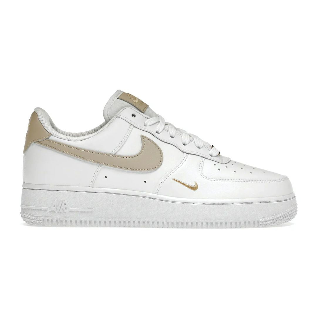 NK Air Force 1 Low Essential Weiß Beige 