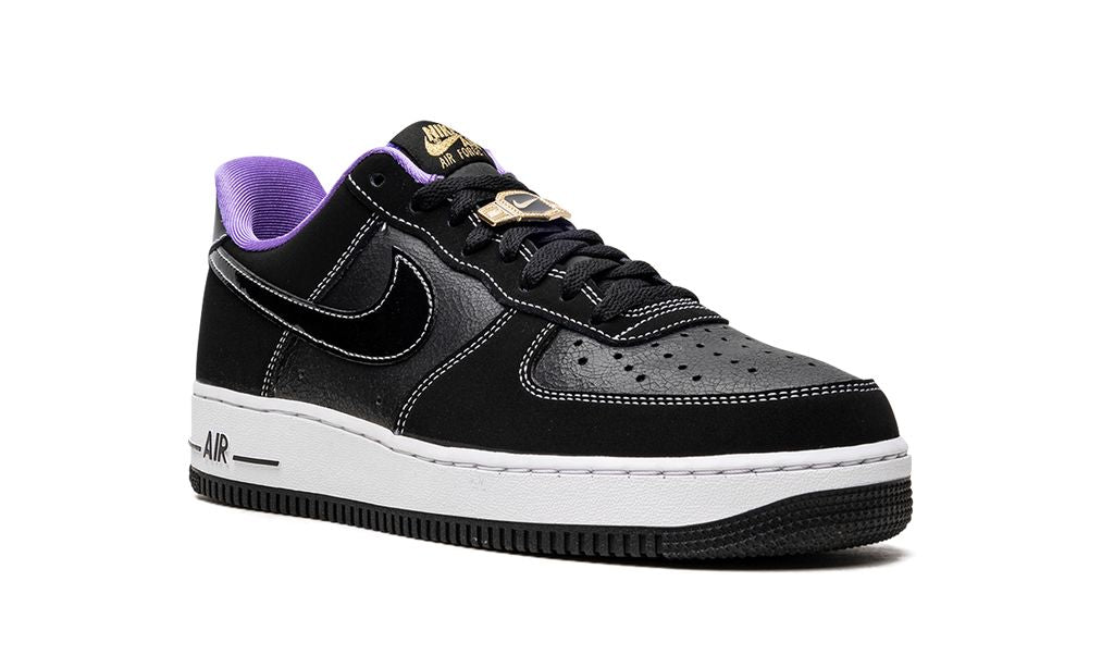 NK Air Force 1 Low LV8 World Champ Schwarz Lila