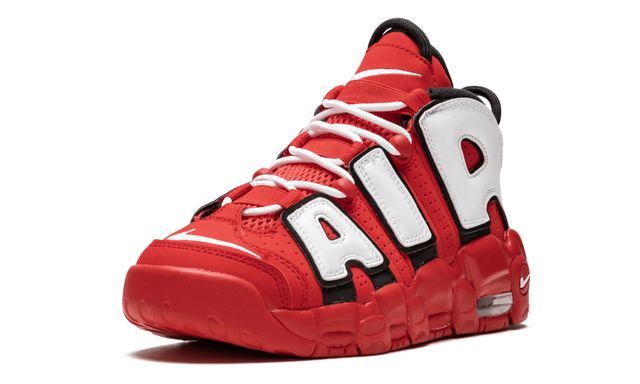 NK Air More Uptempo „University Red“ 