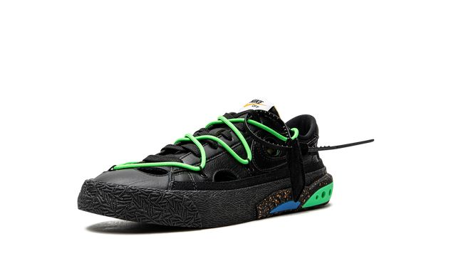 NK Blazer Low Off-White Schwarz Electro Grün