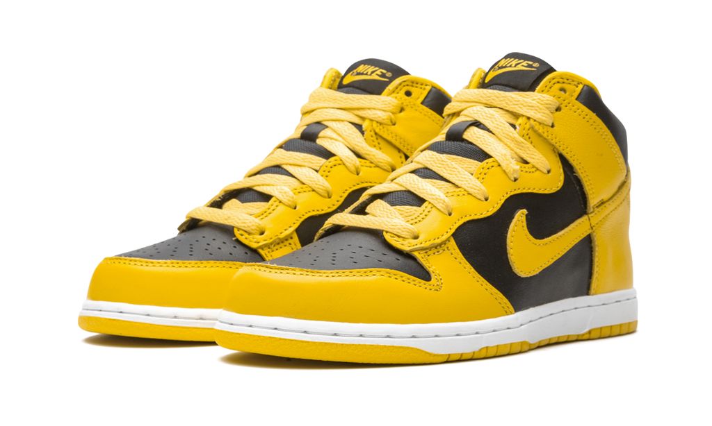 NK Dunk High Varsity Maize