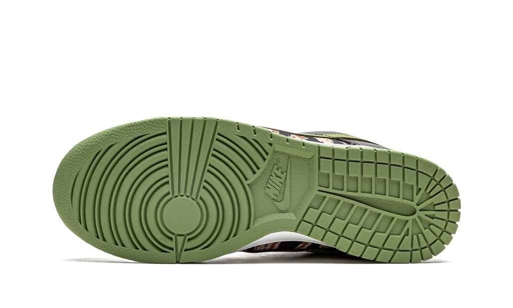 NK Dunk Low Crazy Camo