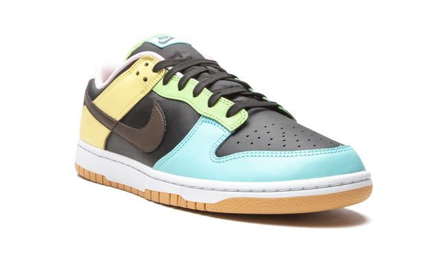 NK Dunk Low Free 99 Schwarz 