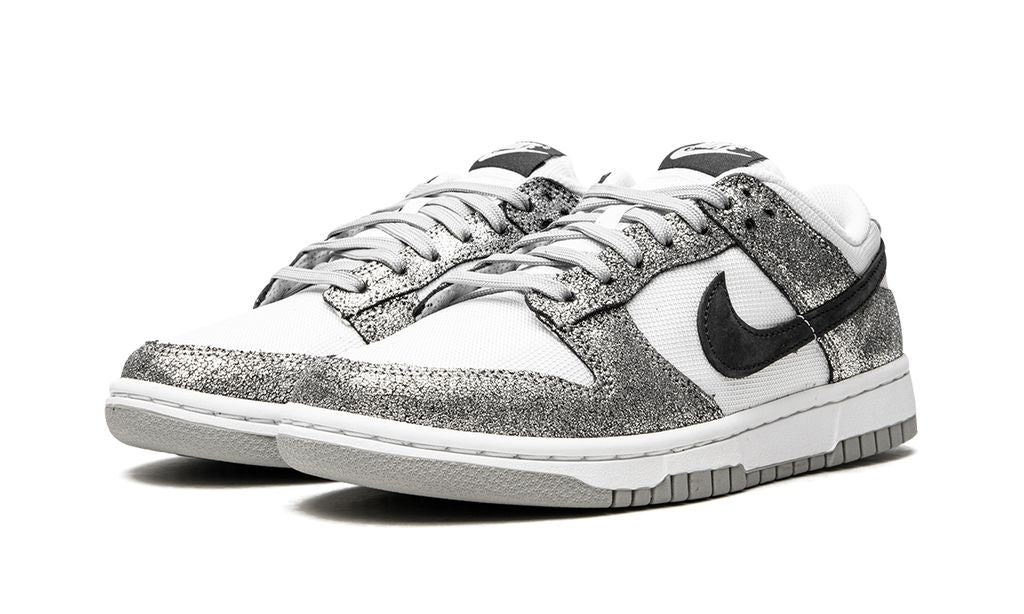 NK Dunk Low Golden Gals