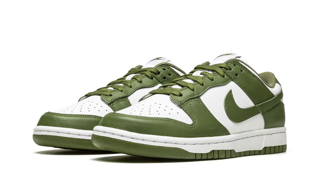 NK Dunk Low Mitteloliv