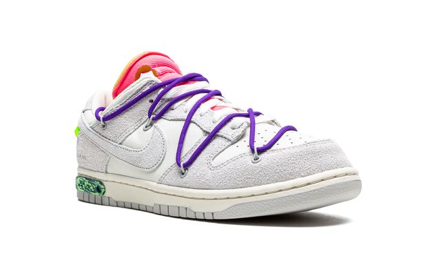 NK Dunk Low Off White Lot 15:50