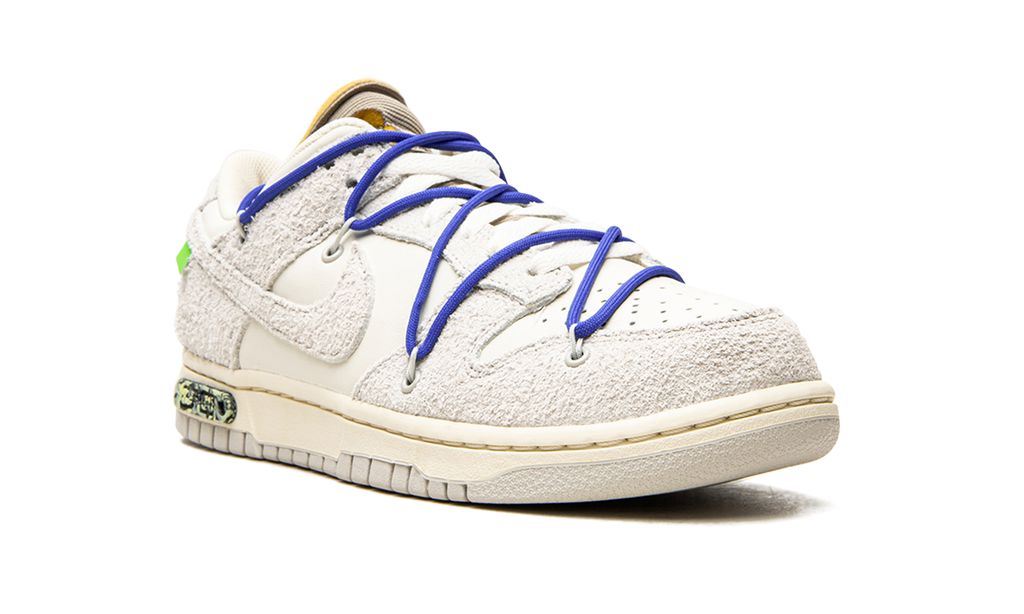 NK Dunk Low Off White Lot 32:50 