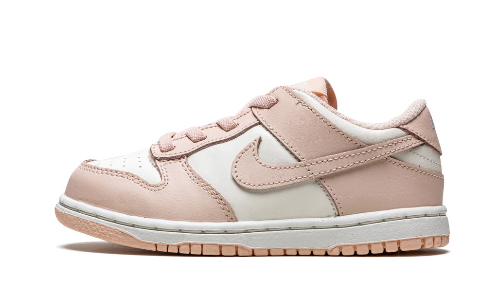 NK Dunk Low Orange Pearl