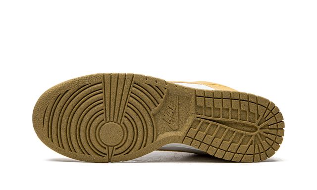 NK Dunk Low Retro Sun Club Weizengras Orange
