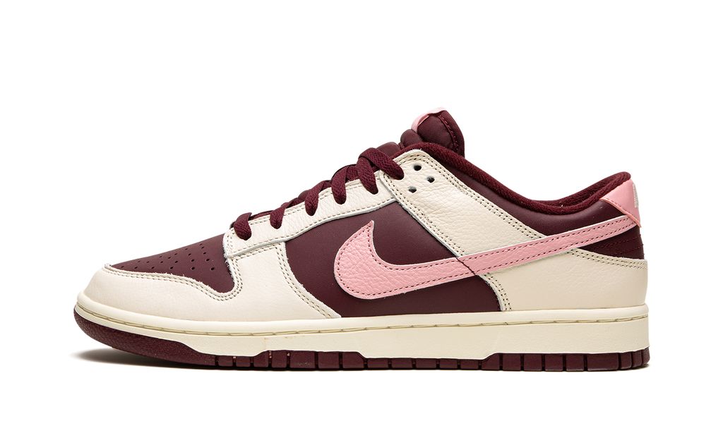 NK Dunk Low Valentinstag