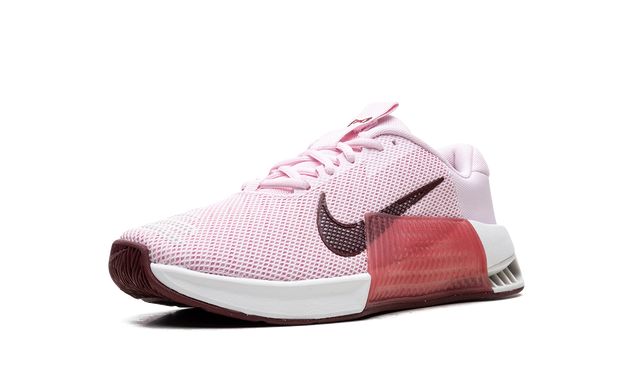NK Metcon 9 Rosa Schaumstoff 