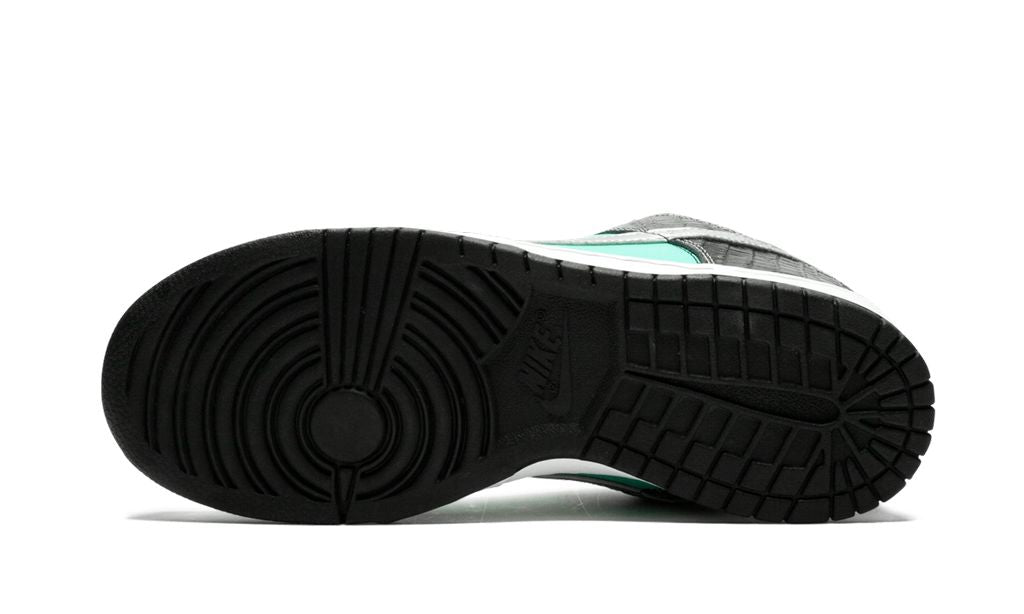 NK SB Dunk Low Diamond Supply Co. Aqua Blau