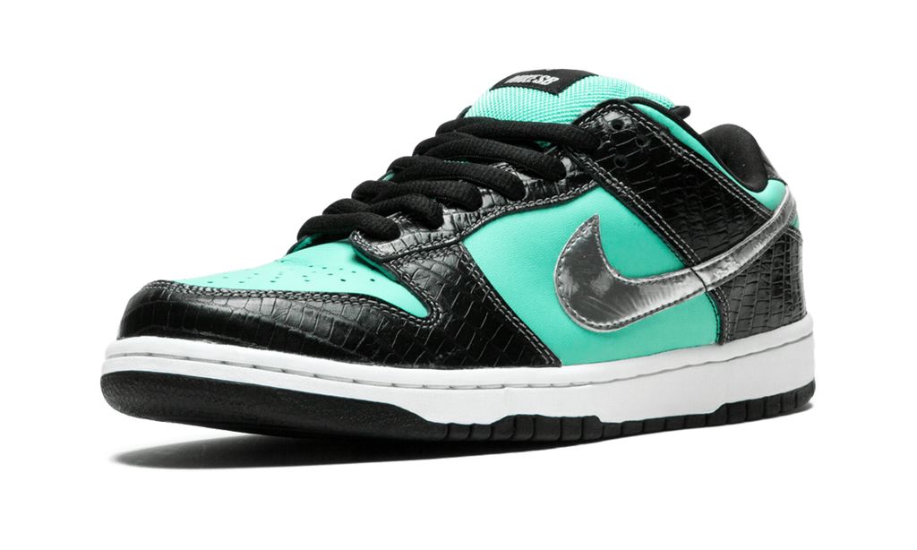 NK SB Dunk Low Diamond Supply Co. Aqua Blau