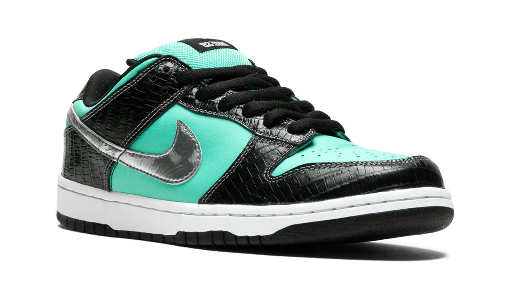 NK SB Dunk Low Diamond Supply Co. Aqua Blau
