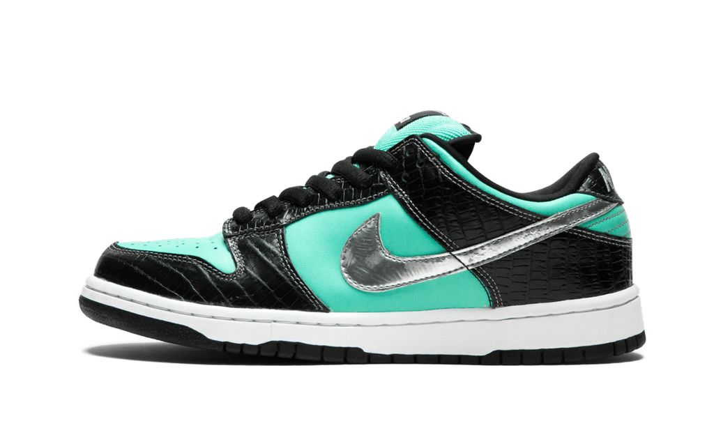 NK SB Dunk Low Diamond Supply Co. Aqua Blau