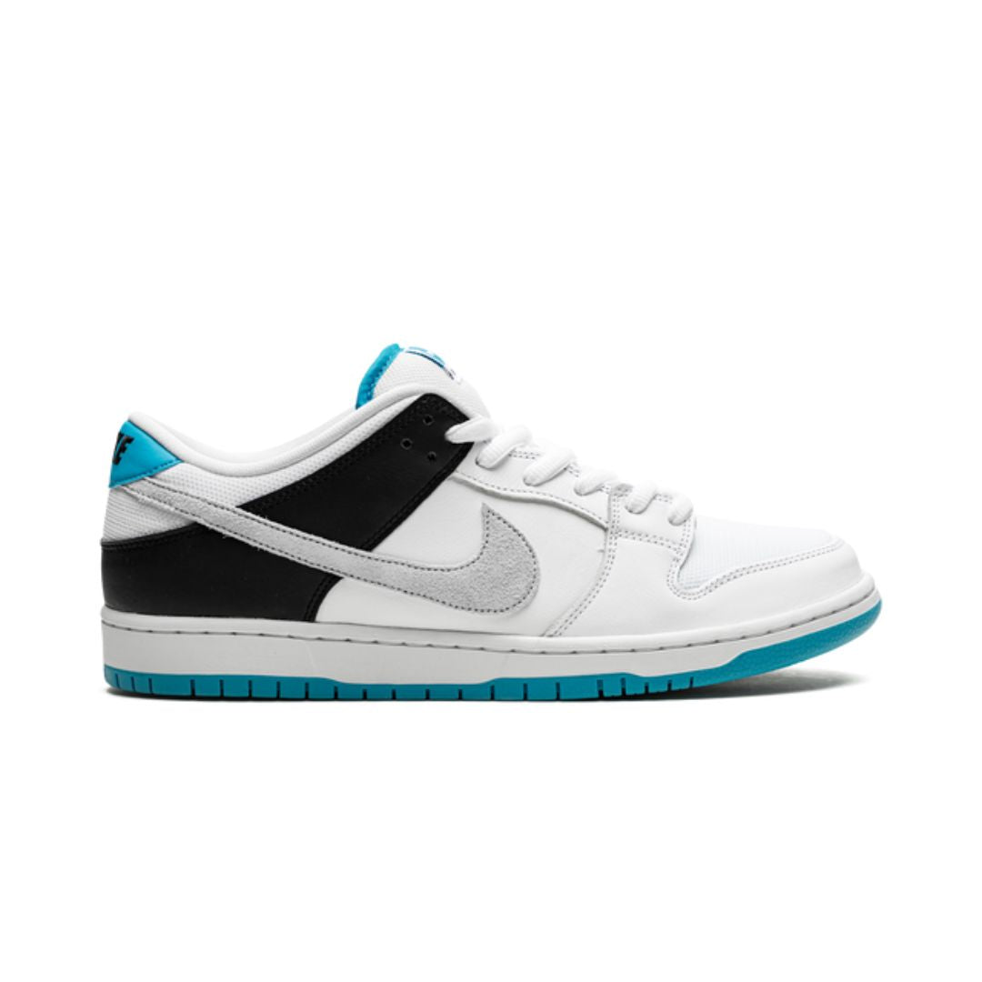 NK SB Dunk Low Laser Blau