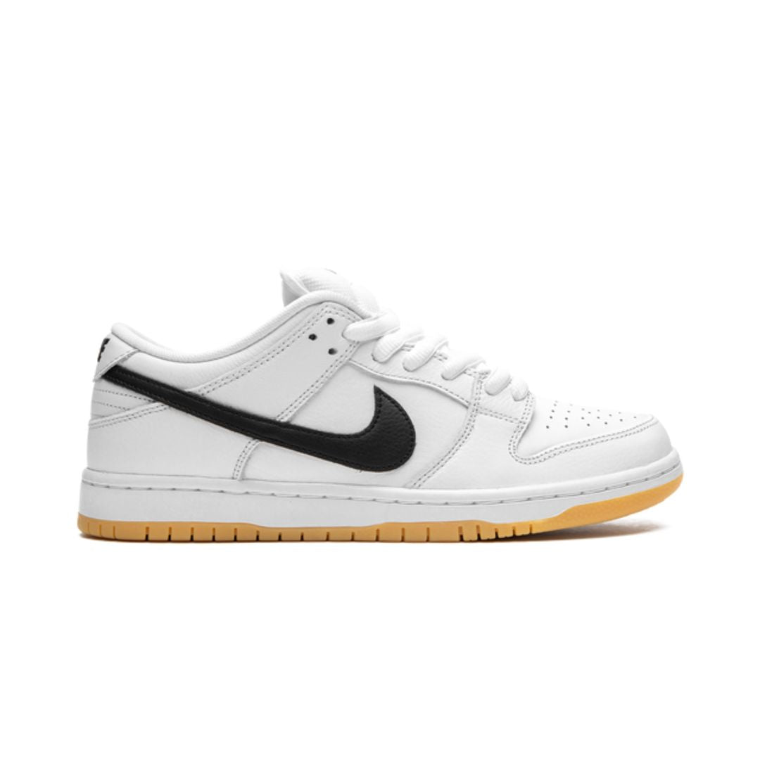 NK SB Dunk Low Orange White Label Schwarz