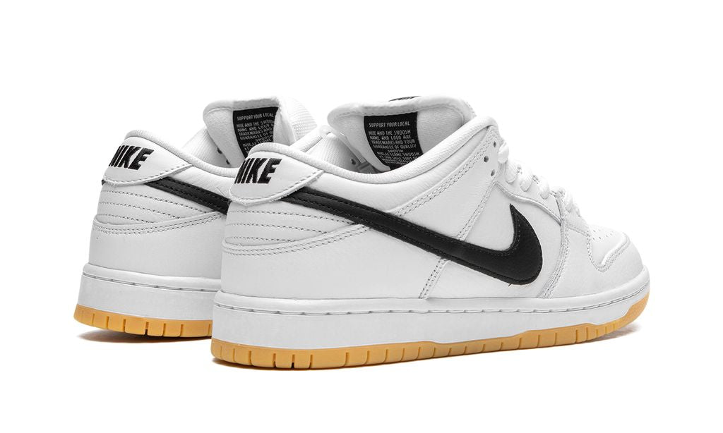 NK SB Dunk Low Orange White Label Schwarz