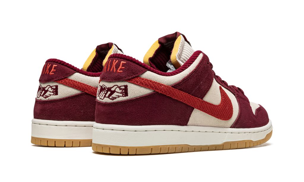 NK SB Dunk Low Skate wie ein Mädchen