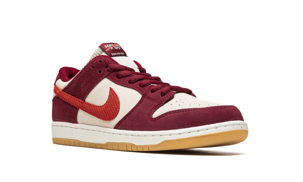 NK SB Dunk Low Skate wie ein Mädchen