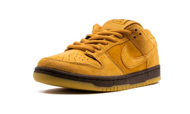 NK SB Dunk Low Weizen 