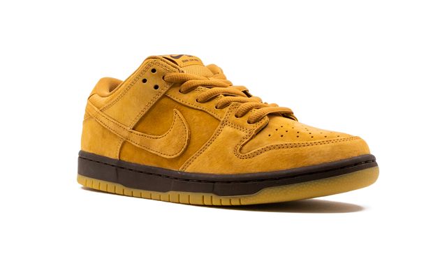 NK SB Dunk Low Weizen 