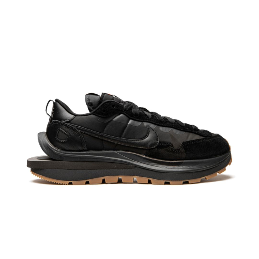 NK Vaporwaffle Sacai Black Gum 