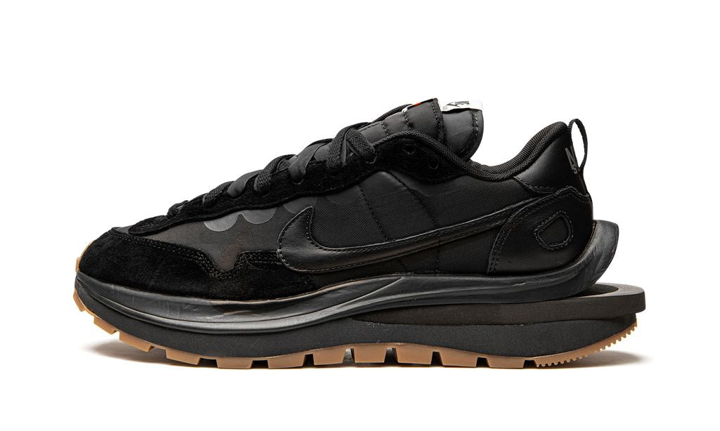 NK Vaporwaffle Sacai Black Gum 