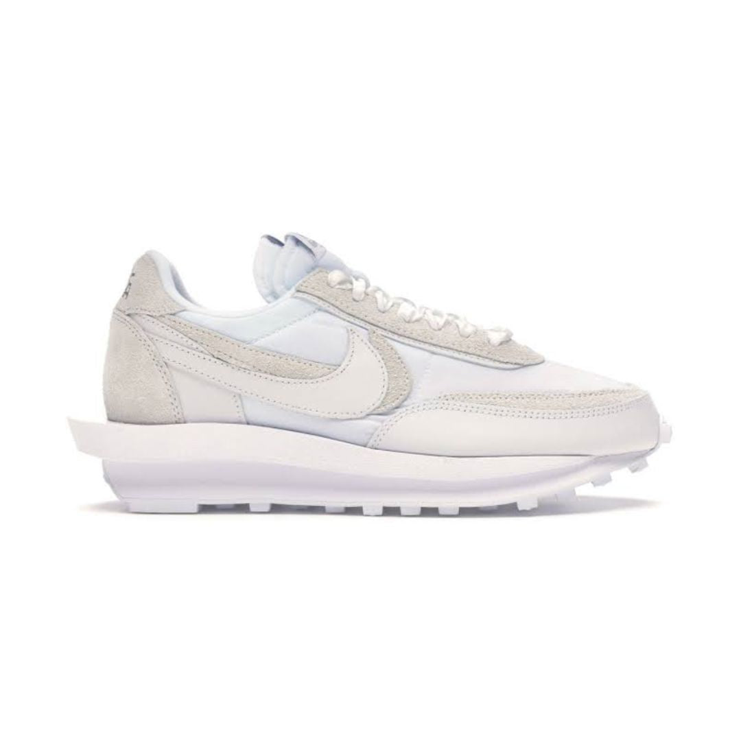 NK Waffle Sacai Weißes Nylon 