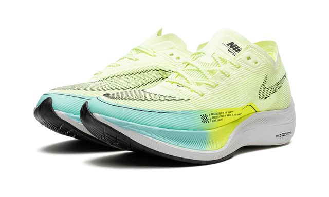 NK ZoomX Vaporfly Next% 2 Barely Volt Türkis 